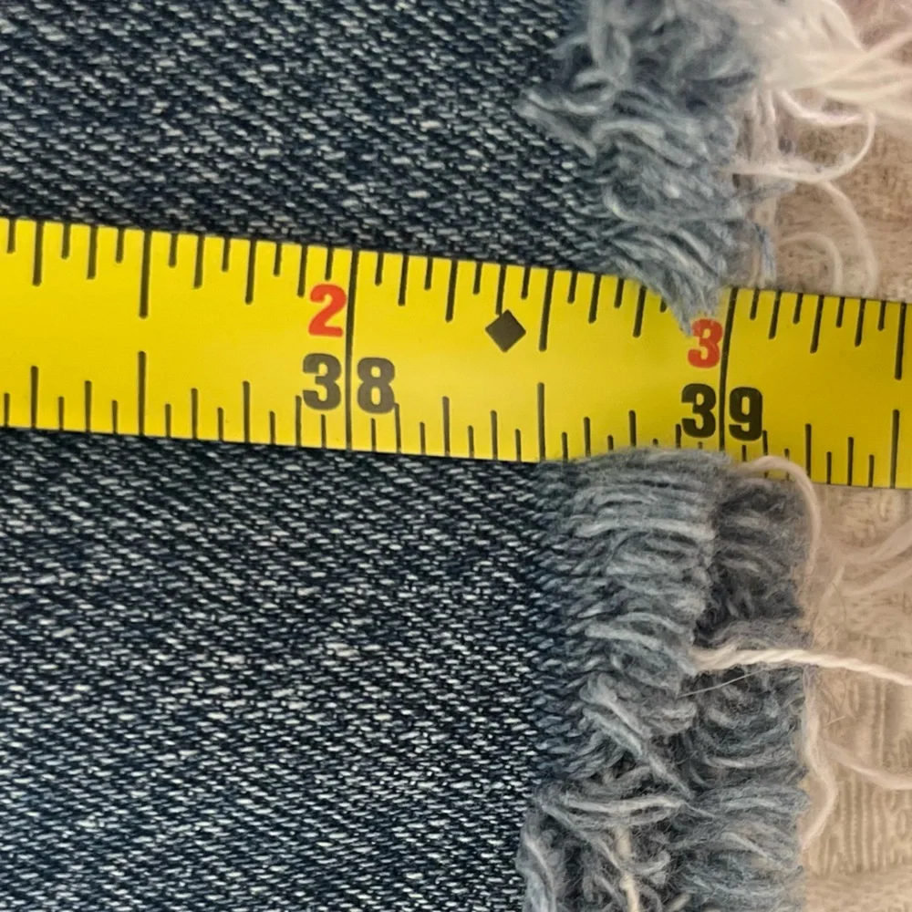 Universal Thread women’s button fly size 8 mid rise 80s slim jeans - Picture 15 of 15
